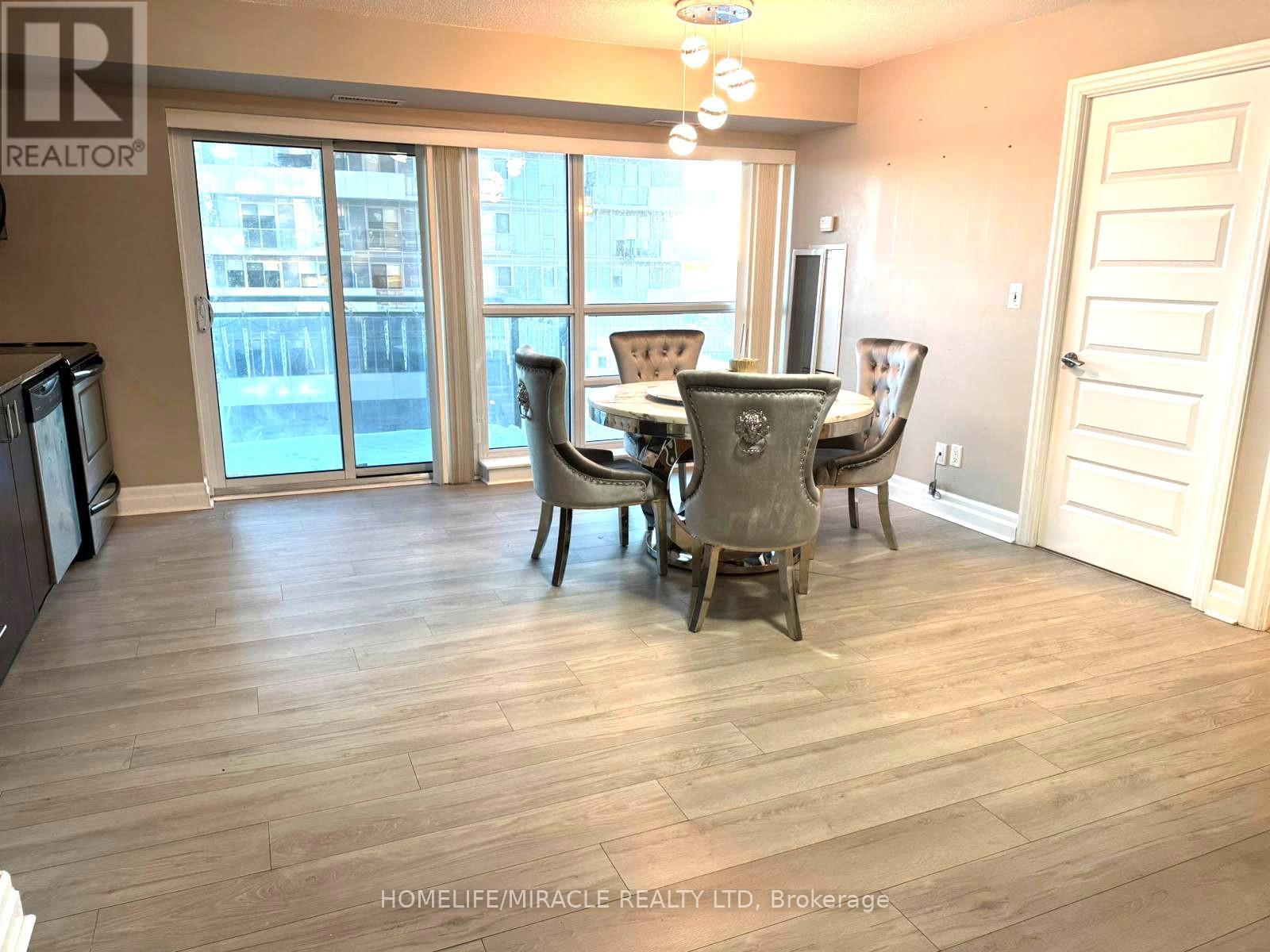 707 - 215 Queen Street E, Brampton, Ontario  L6W 0A9 - Photo 6 - W12737732