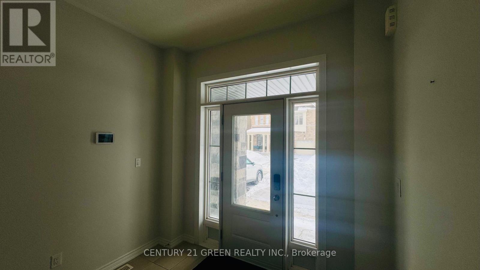 37 Thornvalley Terrace, Caledon, Ontario  L7C 4H9 - Photo 3 - W12742738