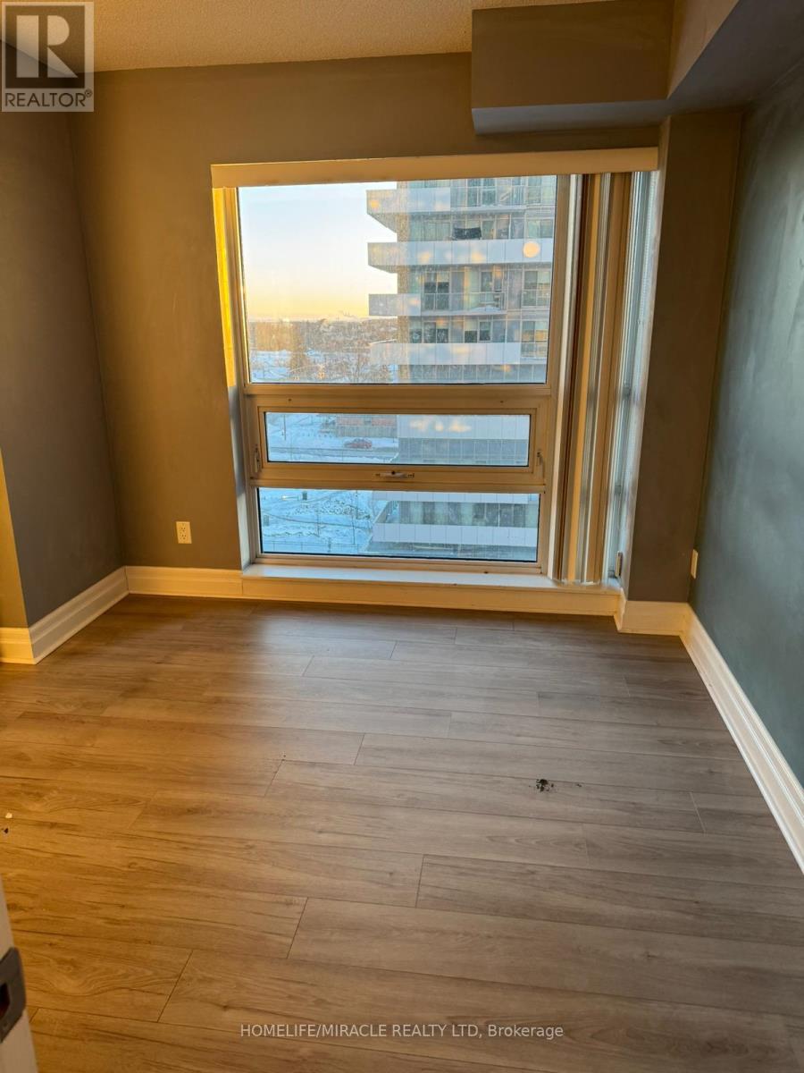 707 - 215 Queen Street E, Brampton, Ontario  L6W 0A9 - Photo 8 - W12737732