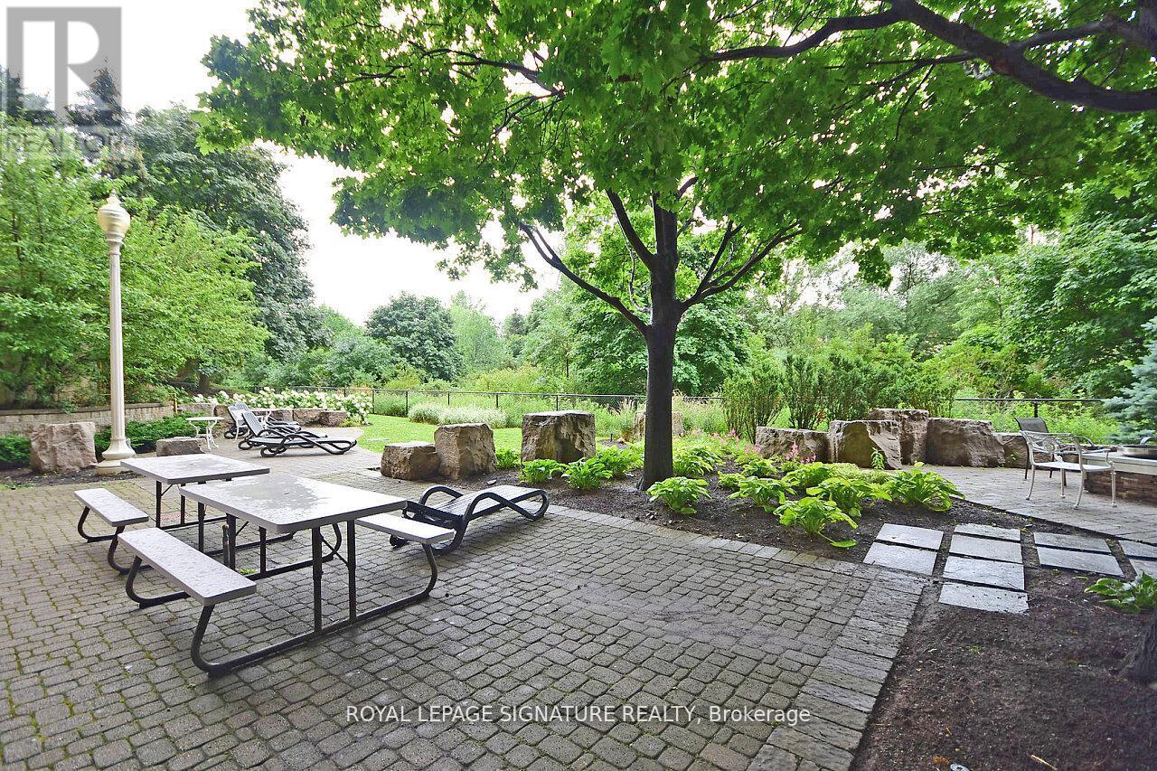 2208 - 50 Eglinton Avenue W, Mississauga, Ontario  L5R 3P5 - Photo 14 - W12744124