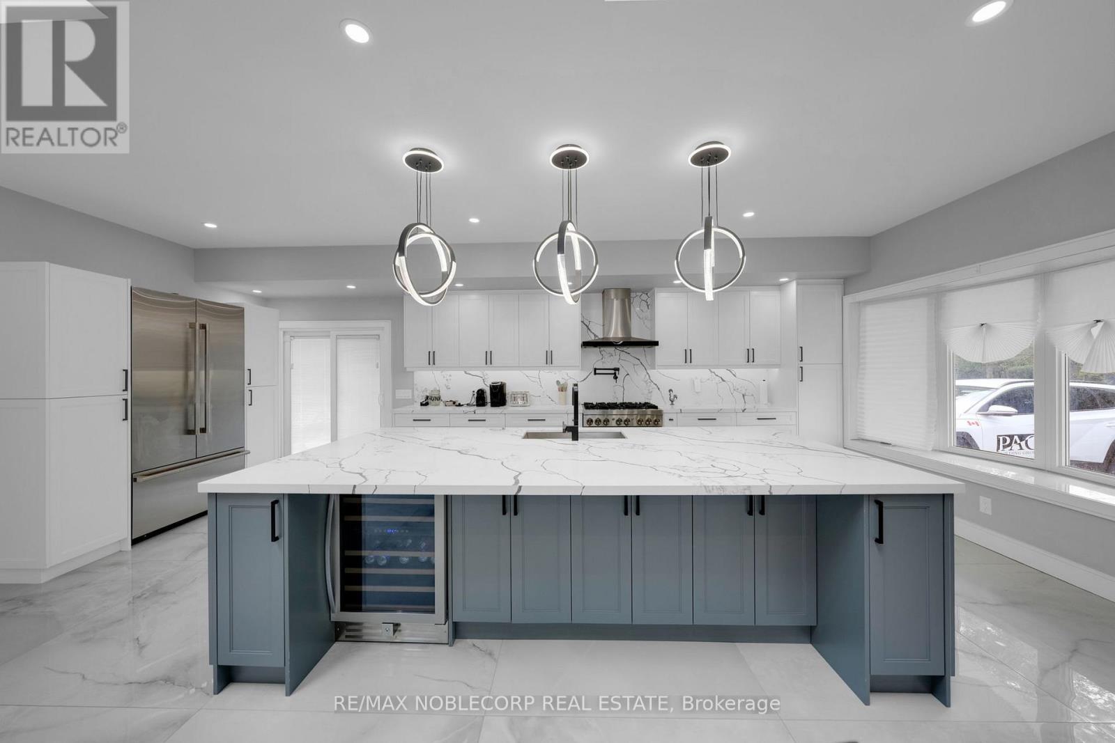 2515 Hensall Street, Mississauga, Ontario  L5A 2T1 - Photo 26 - W12744126