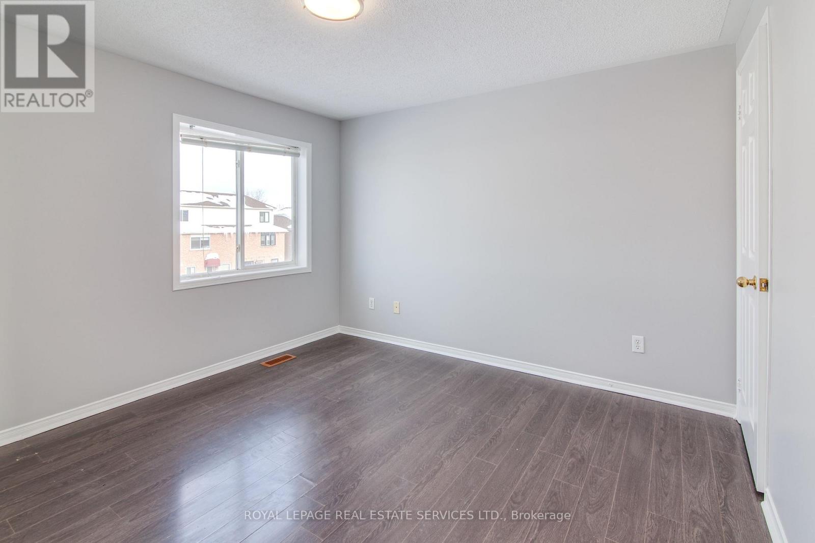 2162 St Clair Avenue W, Toronto, Ontario  M6N 5C1 - Photo 33 - W12744132