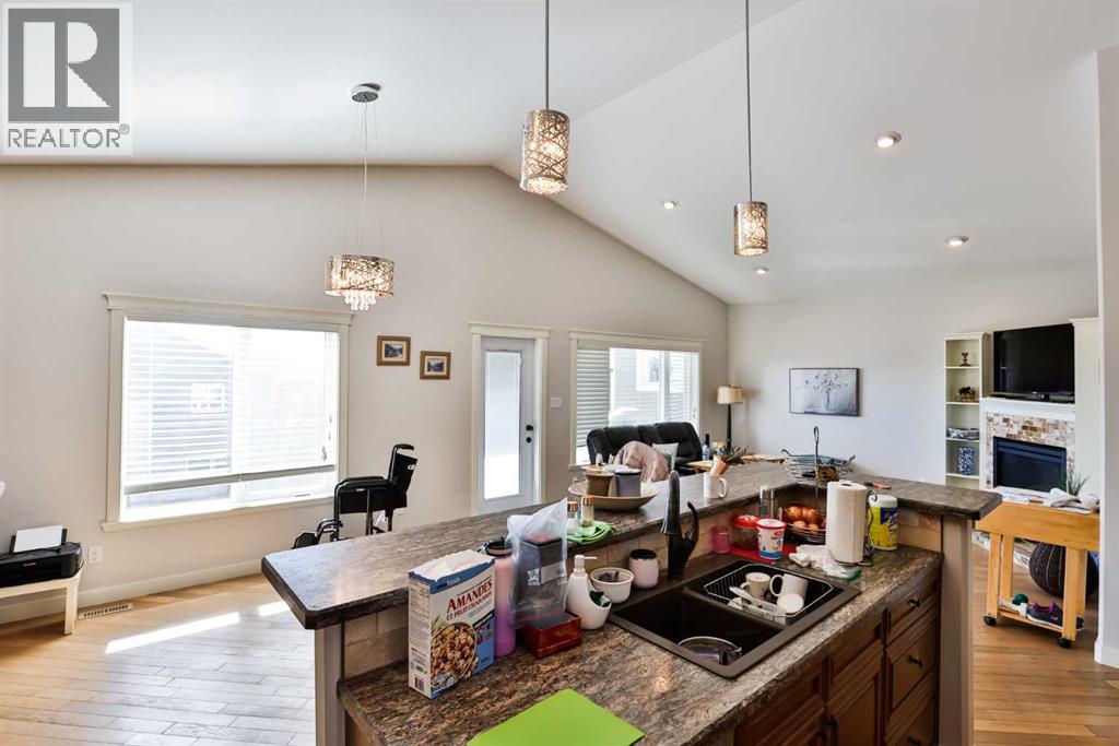 244 Sixmile Common S, Lethbridge, Alberta  T1K 5S7 - Photo 9 - A2259609