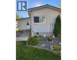 56 Greenbrook Village E, Brooks, Alberta