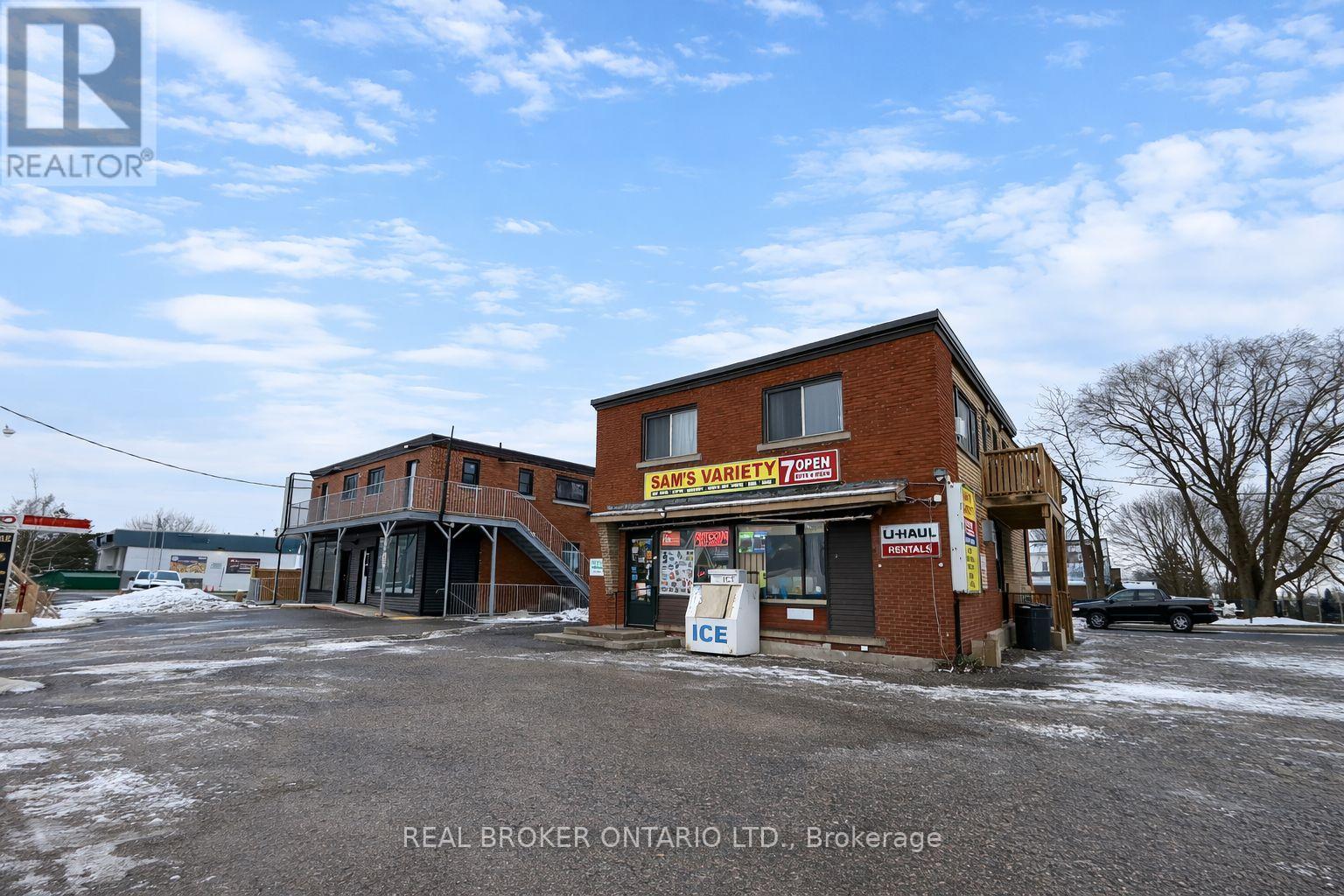 228 Margaret Avenue, Kitchener, Ontario  N2H 4J5 - Photo 1 - X12744046