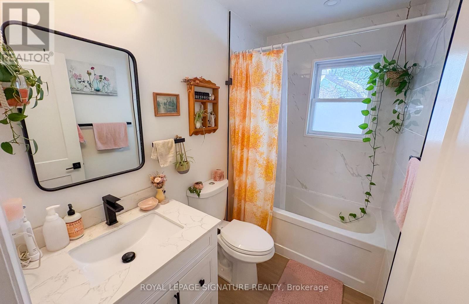 437 Upper Kenilworth Avenue, Hamilton, Ontario  L8T 4G7 - Photo 9 - X12744050