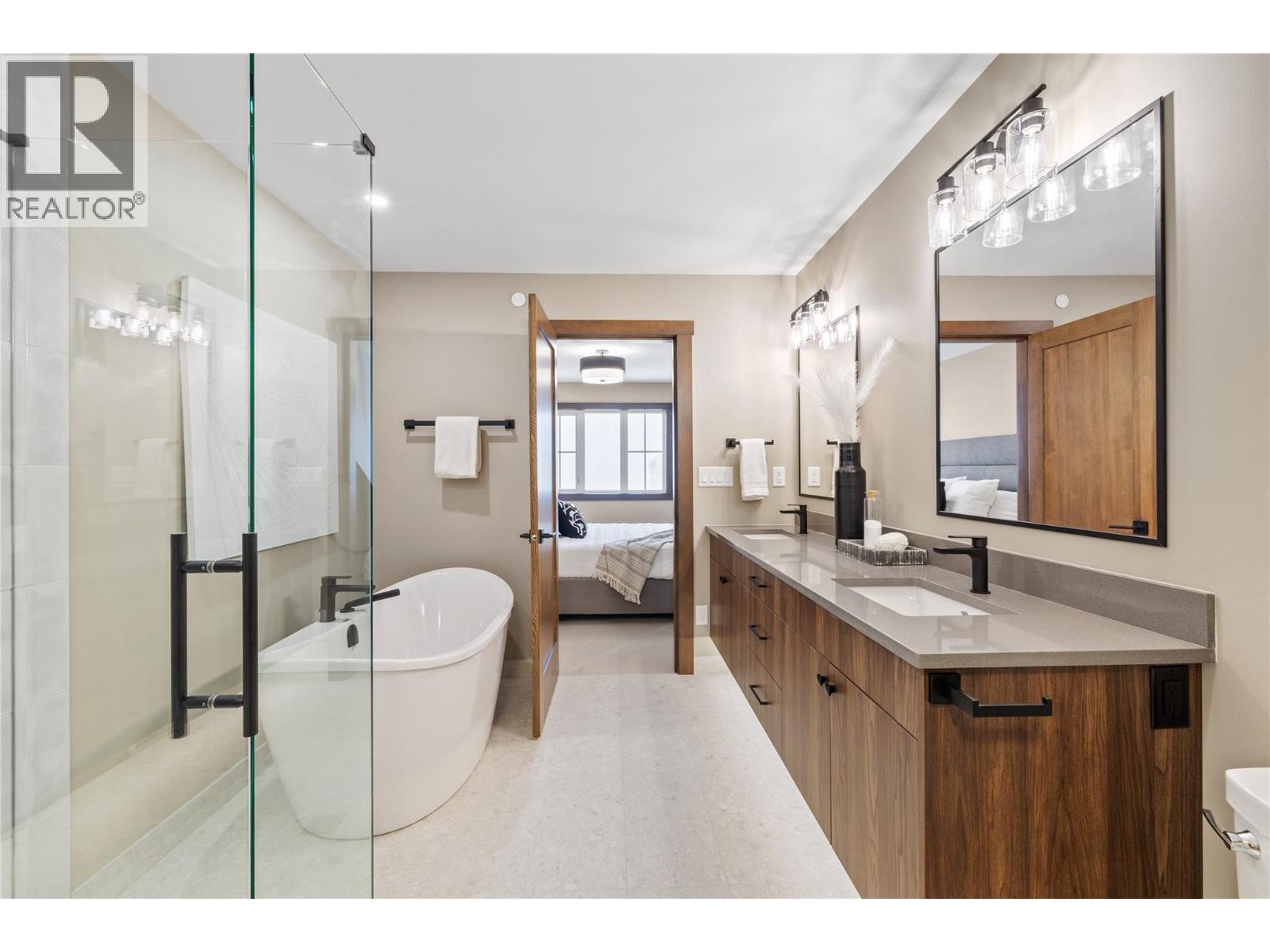 255 Feathertop Way Unit# 88 Big White Photo 27 255 Feathertop Way Unit# 88 Big White Photo 27