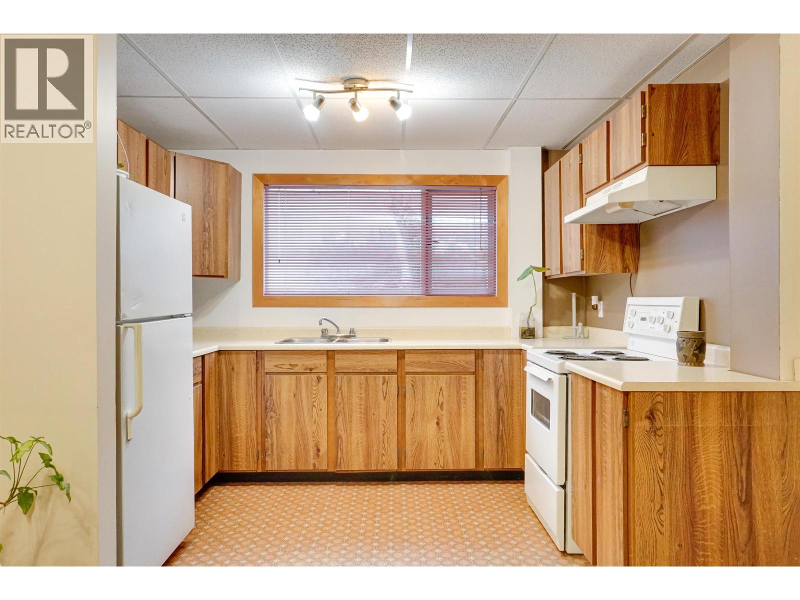 54 Smith Street, Kitimat, British Columbia  V8C 2R5 - Photo 18 - R3085021