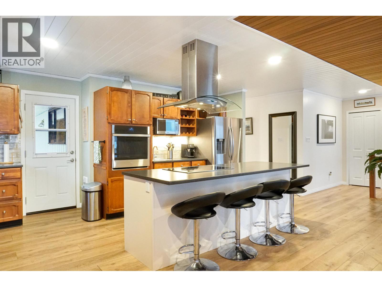 54 Smith Street, Kitimat, British Columbia  V8C 2R5 - Photo 8 - R3085021