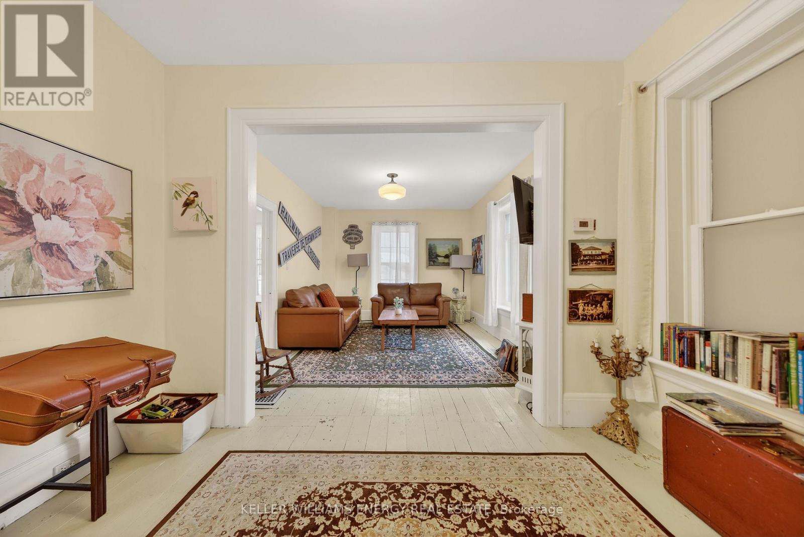 1 Lake Street, Prince Edward County (Picton Ward), Ontario K0K 2T0 - Photo 4 - X12744192