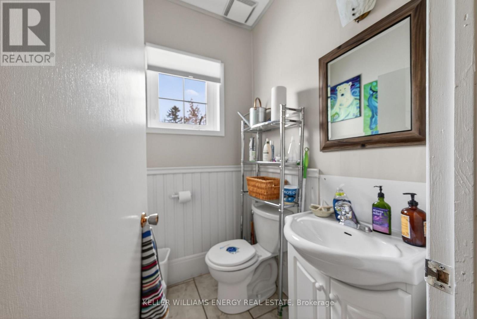 1 Lake Street, Prince Edward County (Picton Ward), Ontario K0K 2T0 - Photo 40 - X12744192