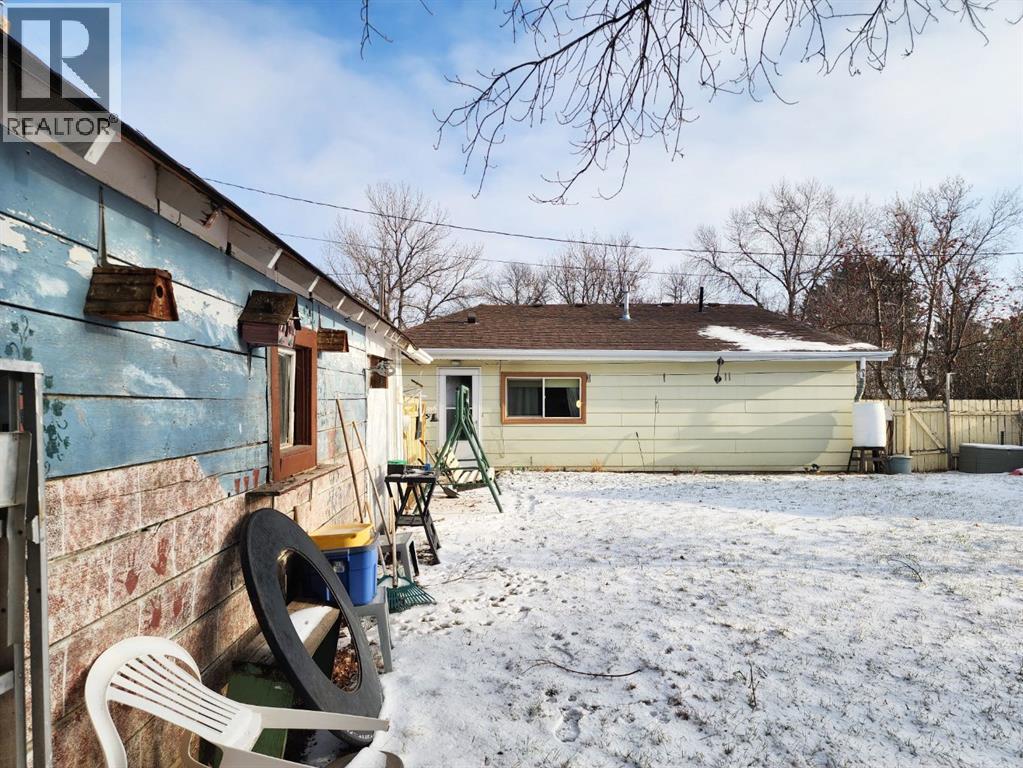 5213 2nd Street West, Claresholm, Alberta  T0L 0T0 - Photo 12 - A2277205