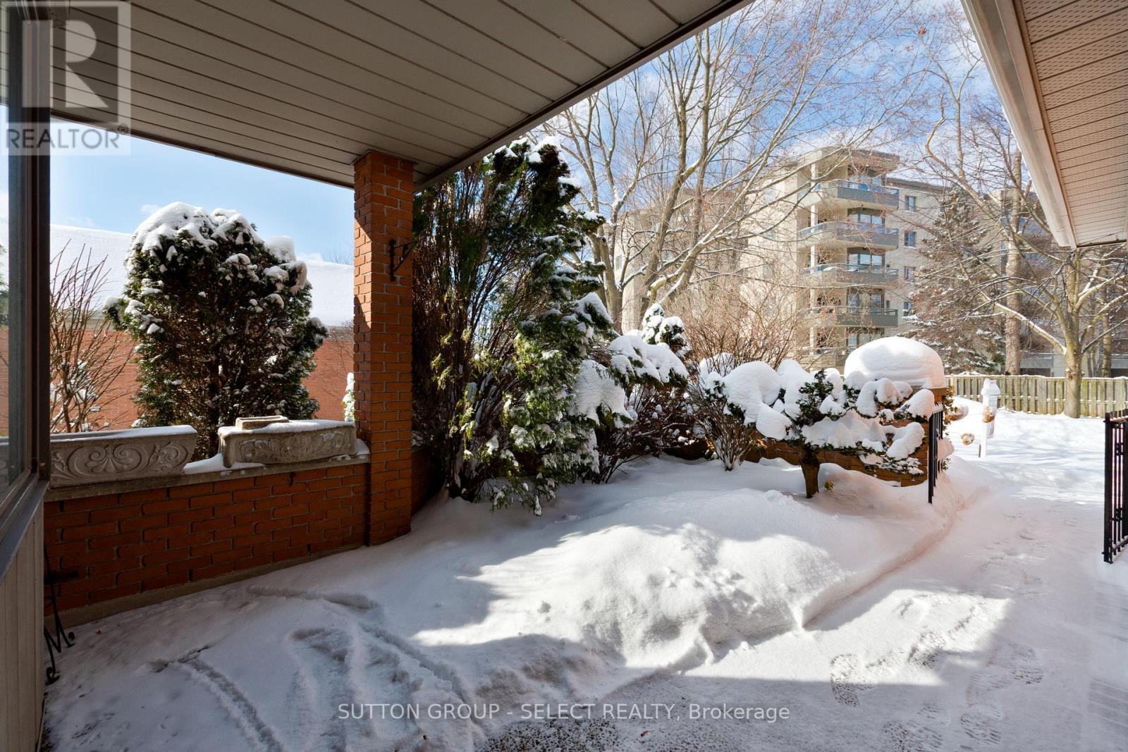 21 - 40 Quinella Drive, London South, Ontario  N6K 4K9 - Photo 3 - X12744160