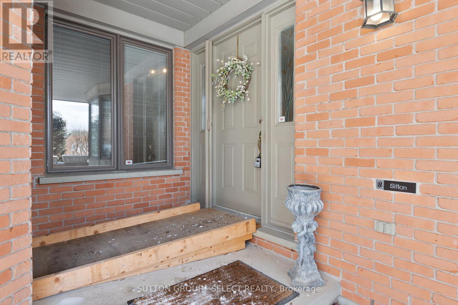 21 - 40 Quinella Drive, London South, Ontario  N6K 4K9 - Photo 4 - X12744160