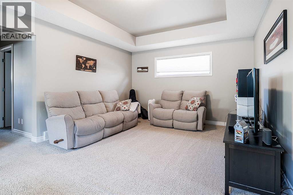 1156 Hillcrest Lane Sw, Airdrie, Alberta  T4B 3W2 - Photo 15 - A2280056