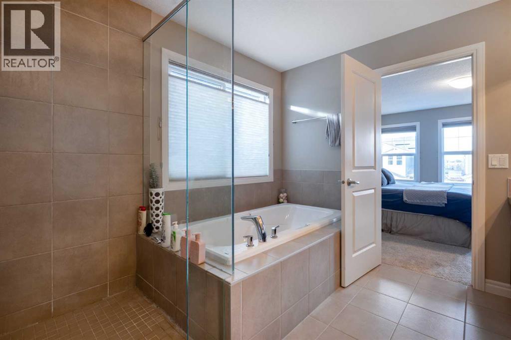 1156 Hillcrest Lane Sw, Airdrie, Alberta  T4B 3W2 - Photo 27 - A2280056