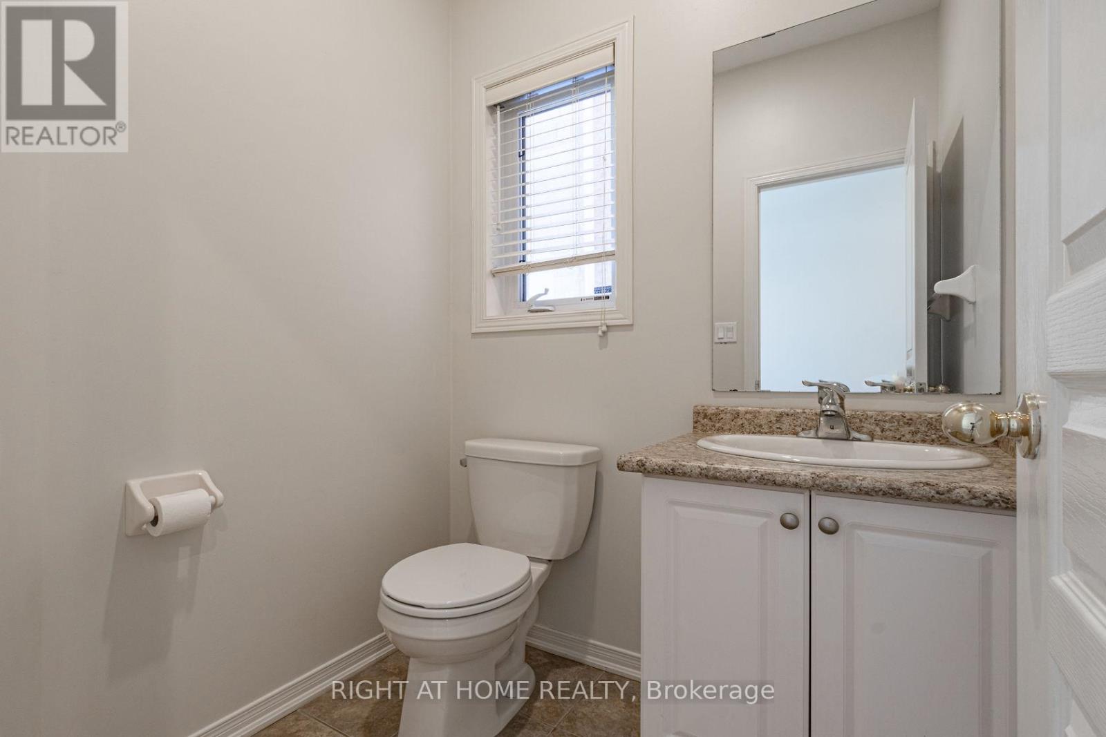 3062 Janice Drive, Oakville, Ontario  L6M 0S7 - Photo 17 - W12677362