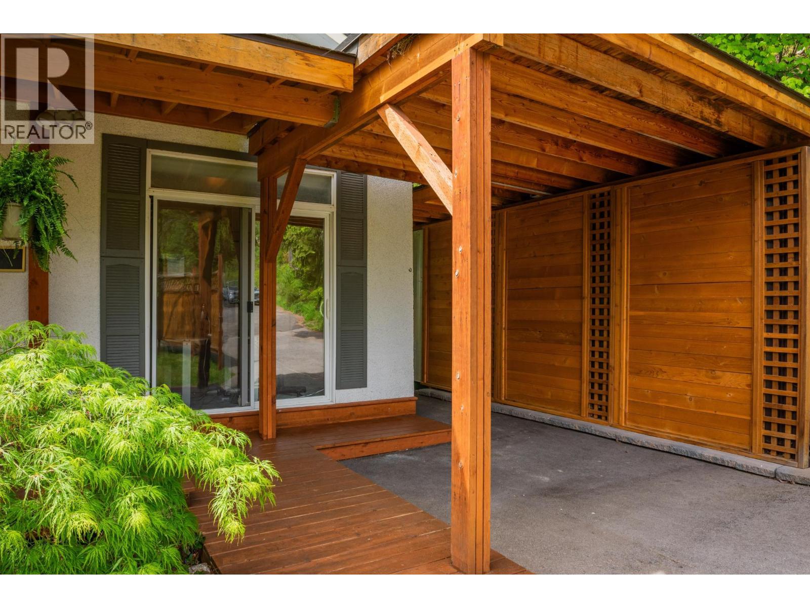 606 Jorgensen Road, Nelson, British Columbia  V1L 6M6 - Photo 21 - 10374461