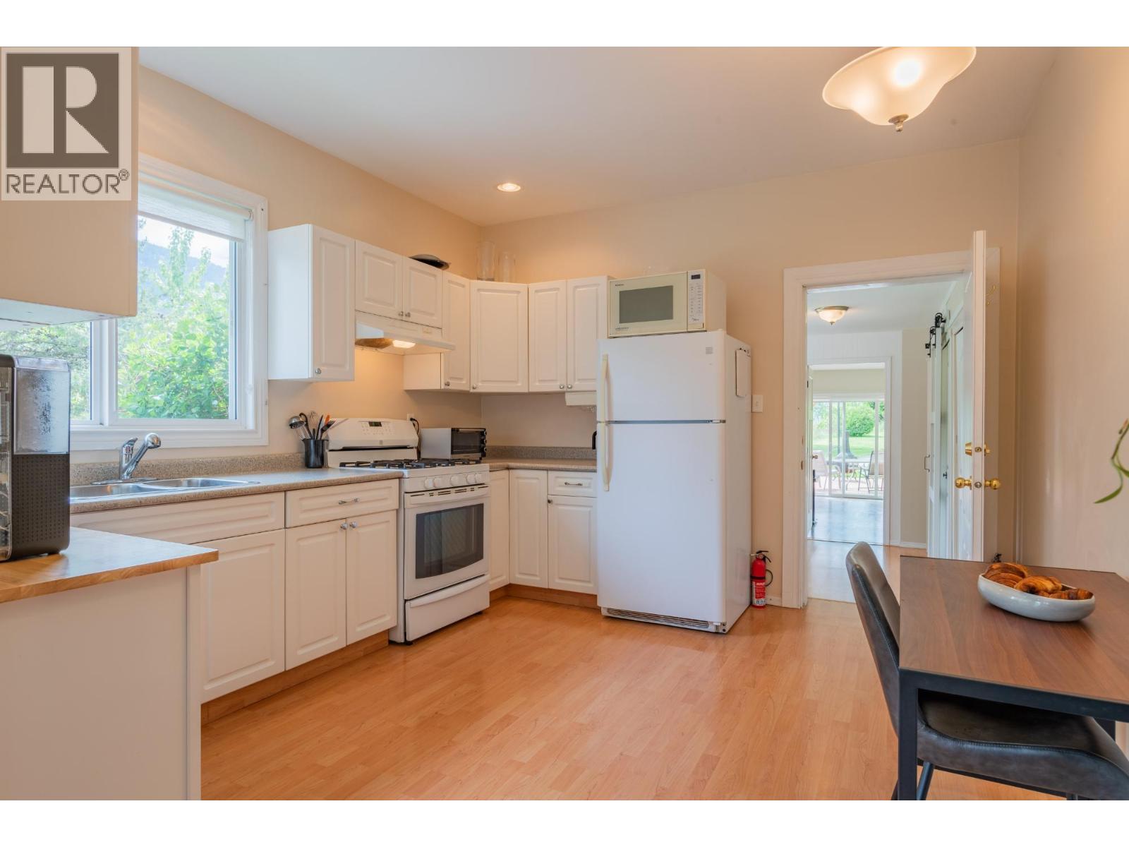 606 Jorgensen Road, Nelson, British Columbia  V1L 6M6 - Photo 40 - 10374461