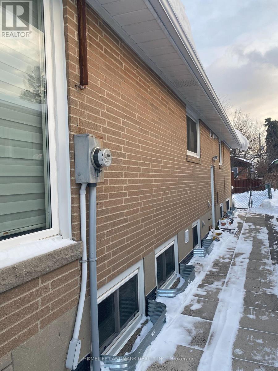 Basement - 111 Clifton Avenue, Toronto, Ontario  M3H 4L2 - Photo 2 - C12744174