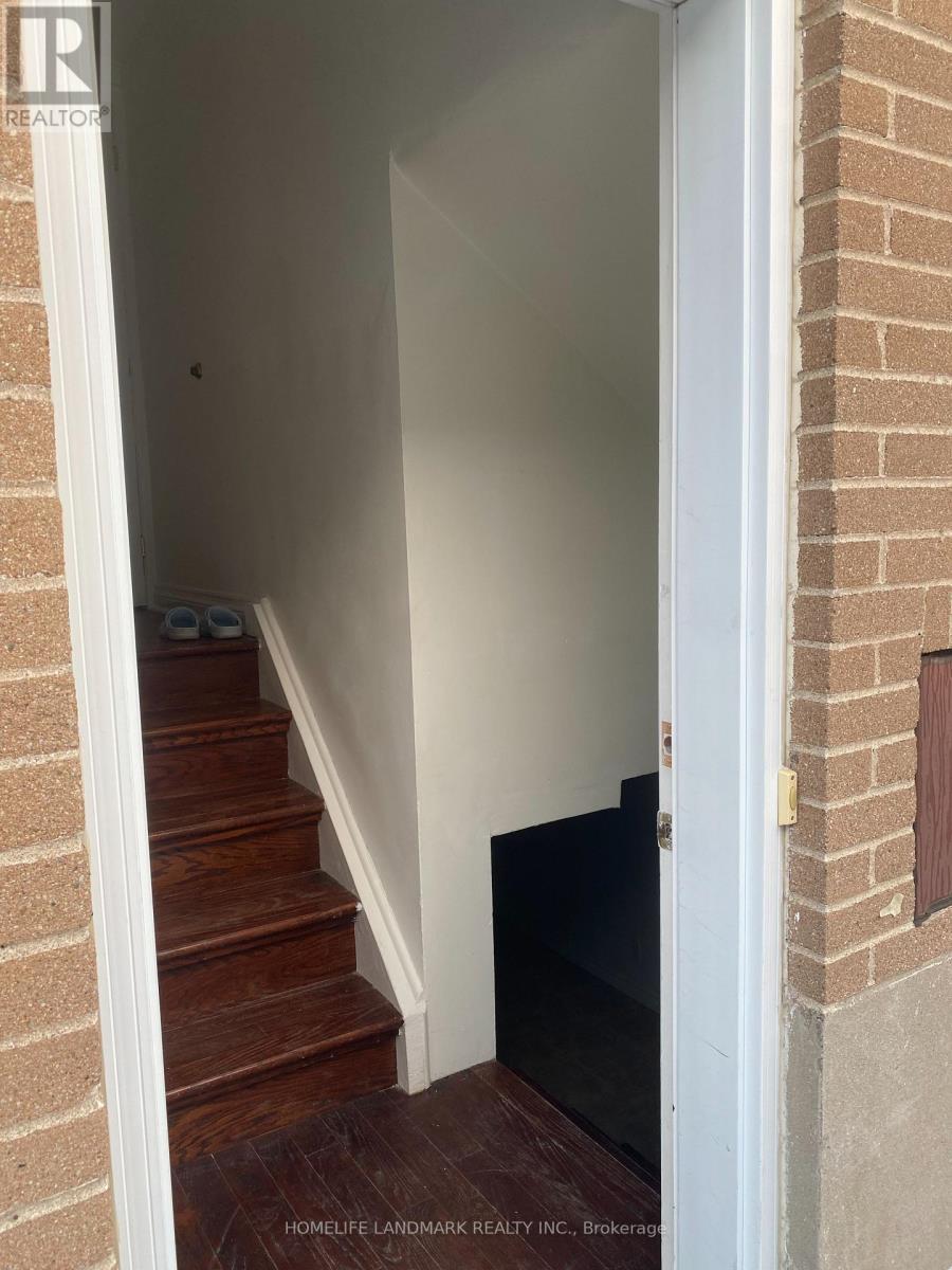 Basement - 111 Clifton Avenue, Toronto, Ontario  M3H 4L2 - Photo 4 - C12744174