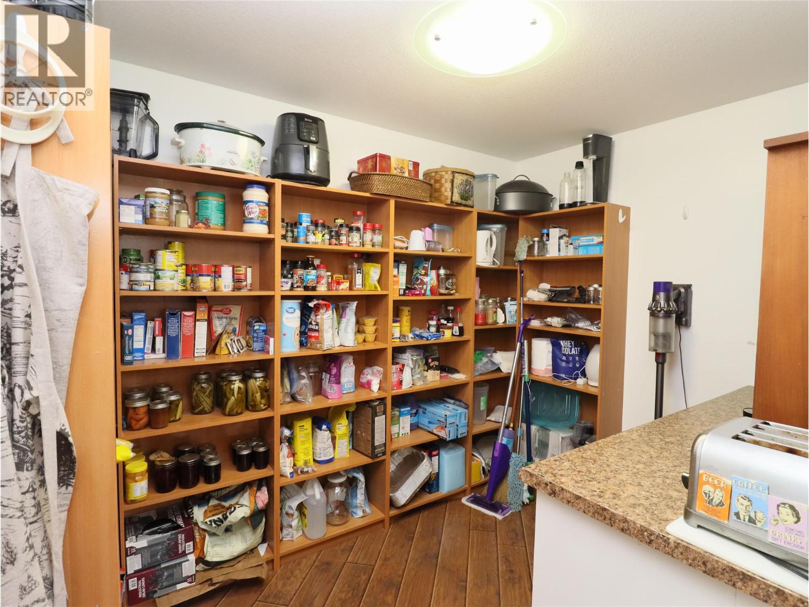 250 1st Avenue, Christina Lake, British Columbia  V0H 1E0 - Photo 14 - 10374373