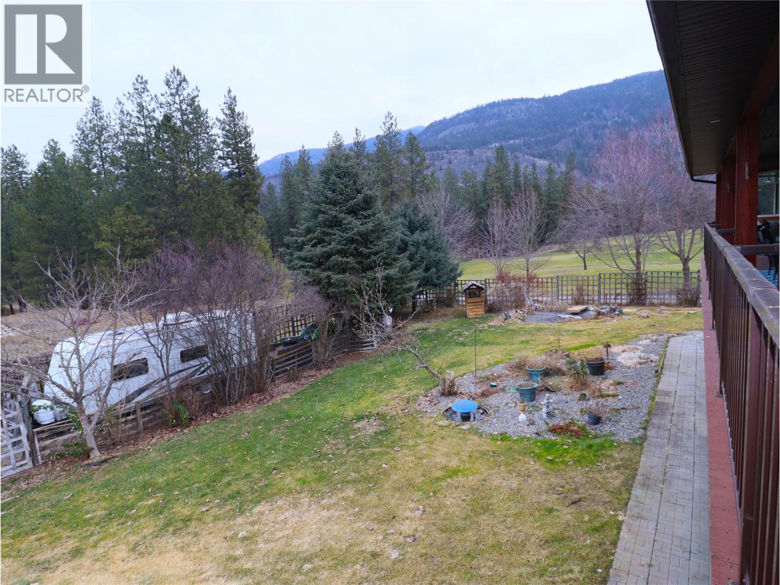 250 1st Avenue, Christina Lake, British Columbia  V0H 1E0 - Photo 63 - 10374373