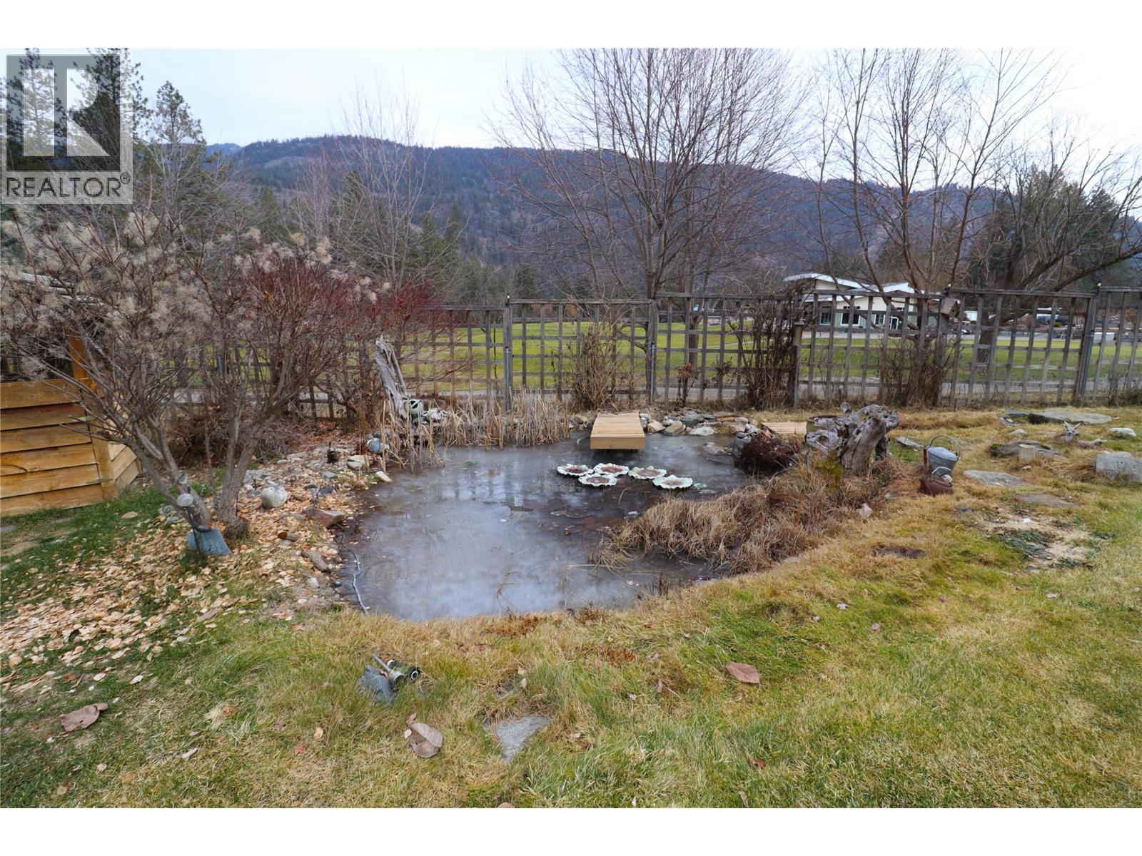 250 1st Avenue, Christina Lake, British Columbia  V0H 1E0 - Photo 67 - 10374373