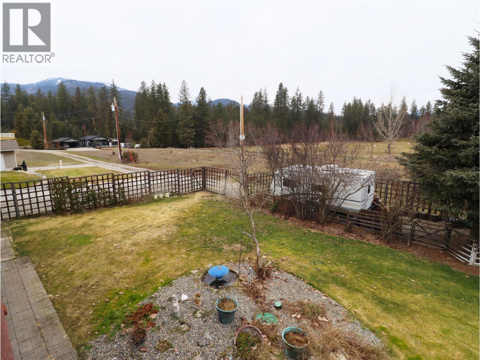 250 1st Avenue, Christina Lake, British Columbia  V0H 1E0 - Photo 64 - 10374373