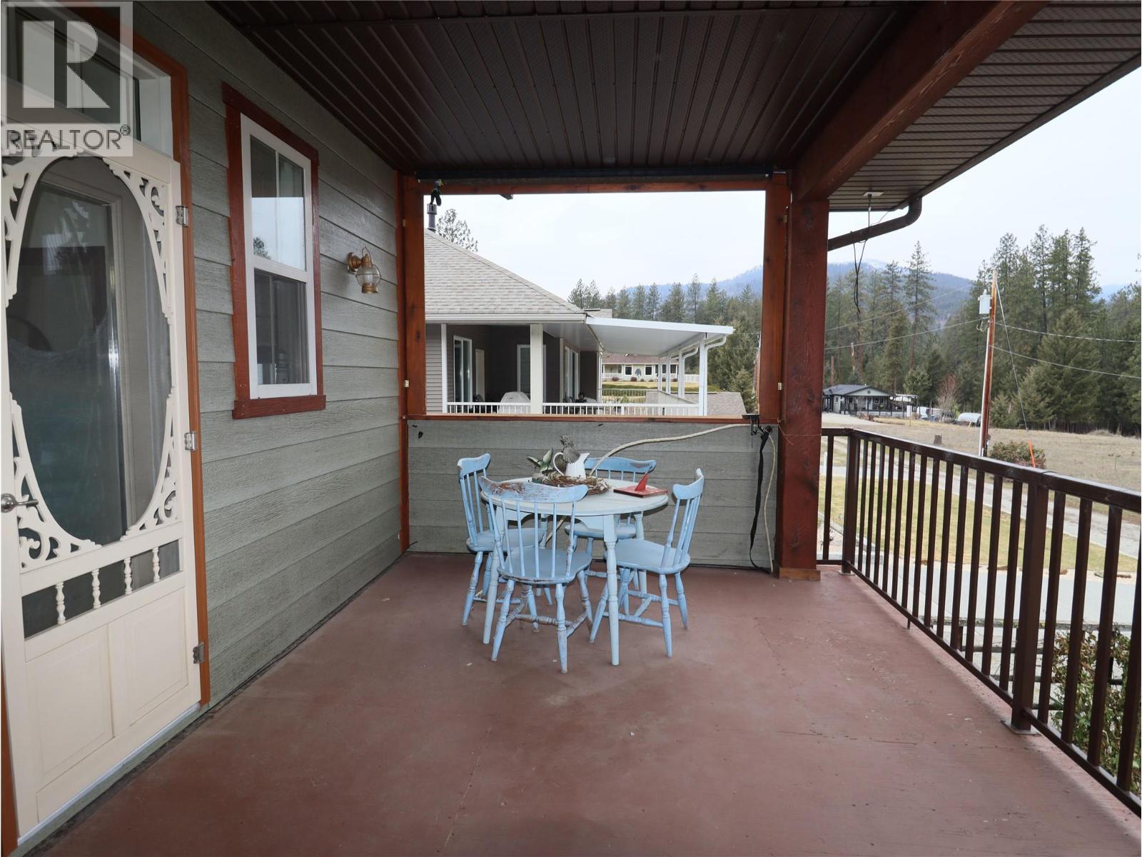 250 1st Avenue, Christina Lake, British Columbia  V0H 1E0 - Photo 37 - 10374373