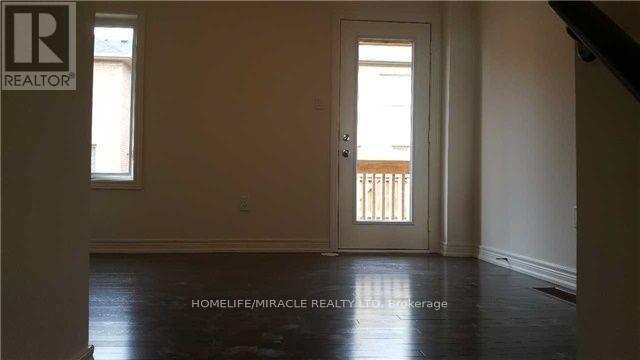 16 Botanical Avenue, Brampton, Ontario  L6Y 6E3 - Photo 4 - W12744178