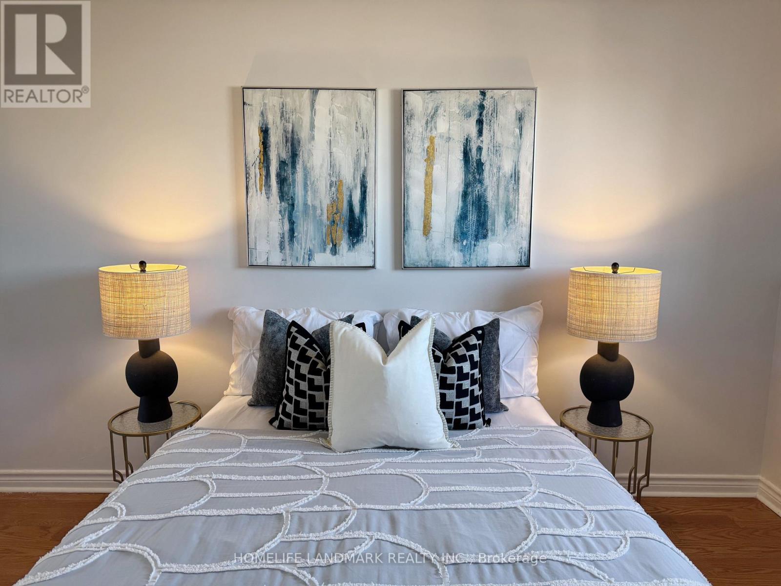 5159 Sunray Drive, Mississauga, Ontario  L5R 2T9 - Photo 1 - W12744188