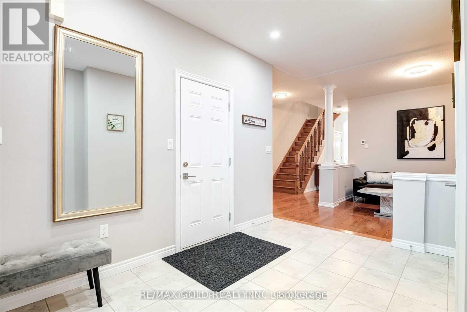 167 Elmbank Trail, Kitchener, Ontario  N2R 0H2 - Photo 4 - X12744172