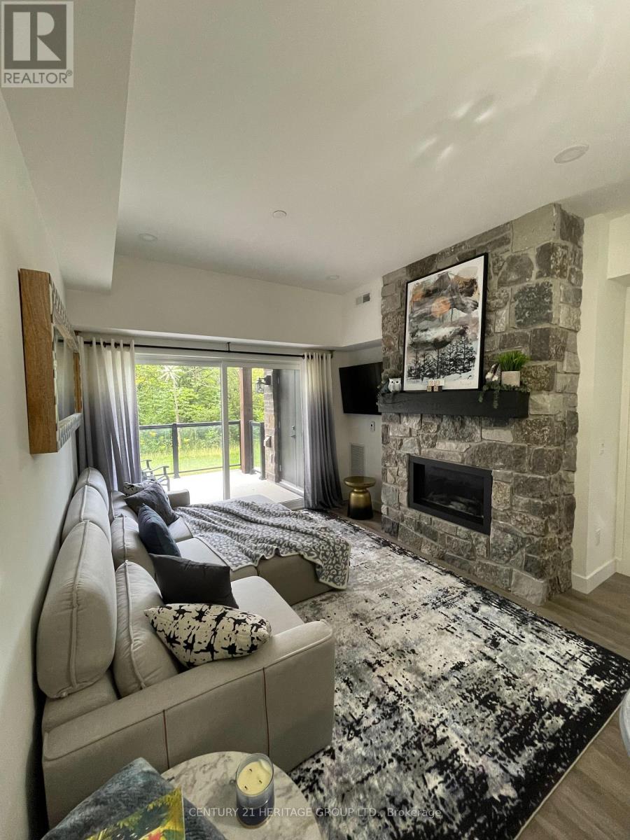 18 Beckwith Lane, Blue Mountains, Ontario  L9Y 3B6 - Photo 4 - X12744194