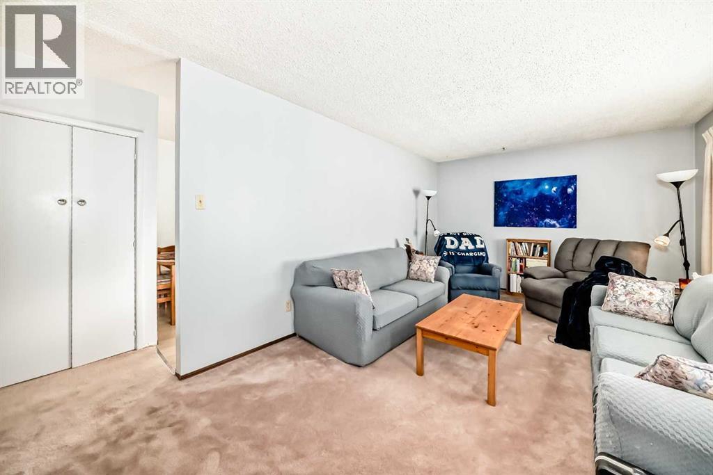 4006 50 Avenue, Ponoka, Alberta  T4J 1C5 - Photo 11 - A2277656