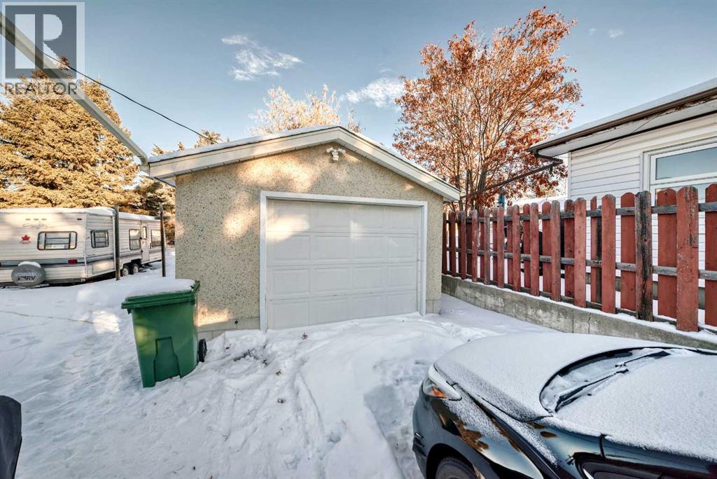 4006 50 Avenue, Ponoka, Alberta  T4J 1C5 - Photo 22 - A2277656