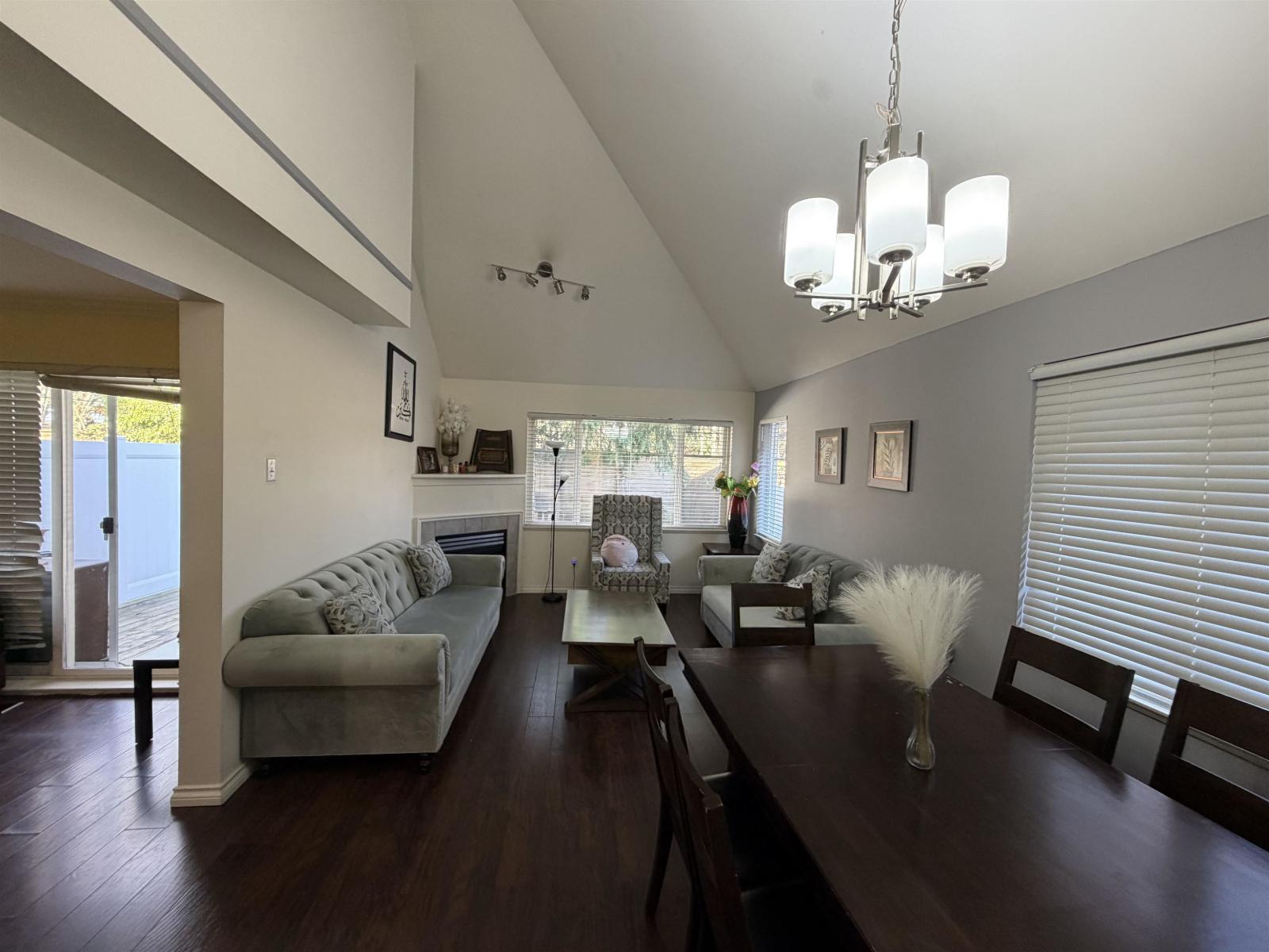 32 13918 58 Avenue, Surrey, British Columbia  V3X 3N8 - Photo 2 - R3084729