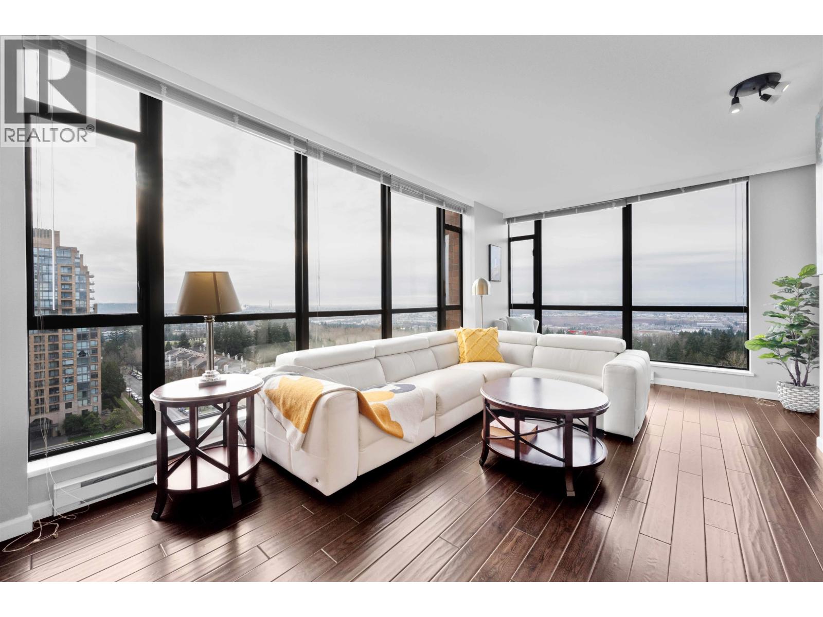 1701 6823 Station Hill Drive, Burnaby, British Columbia  V3N 0A9 - Photo 5 - R3084887