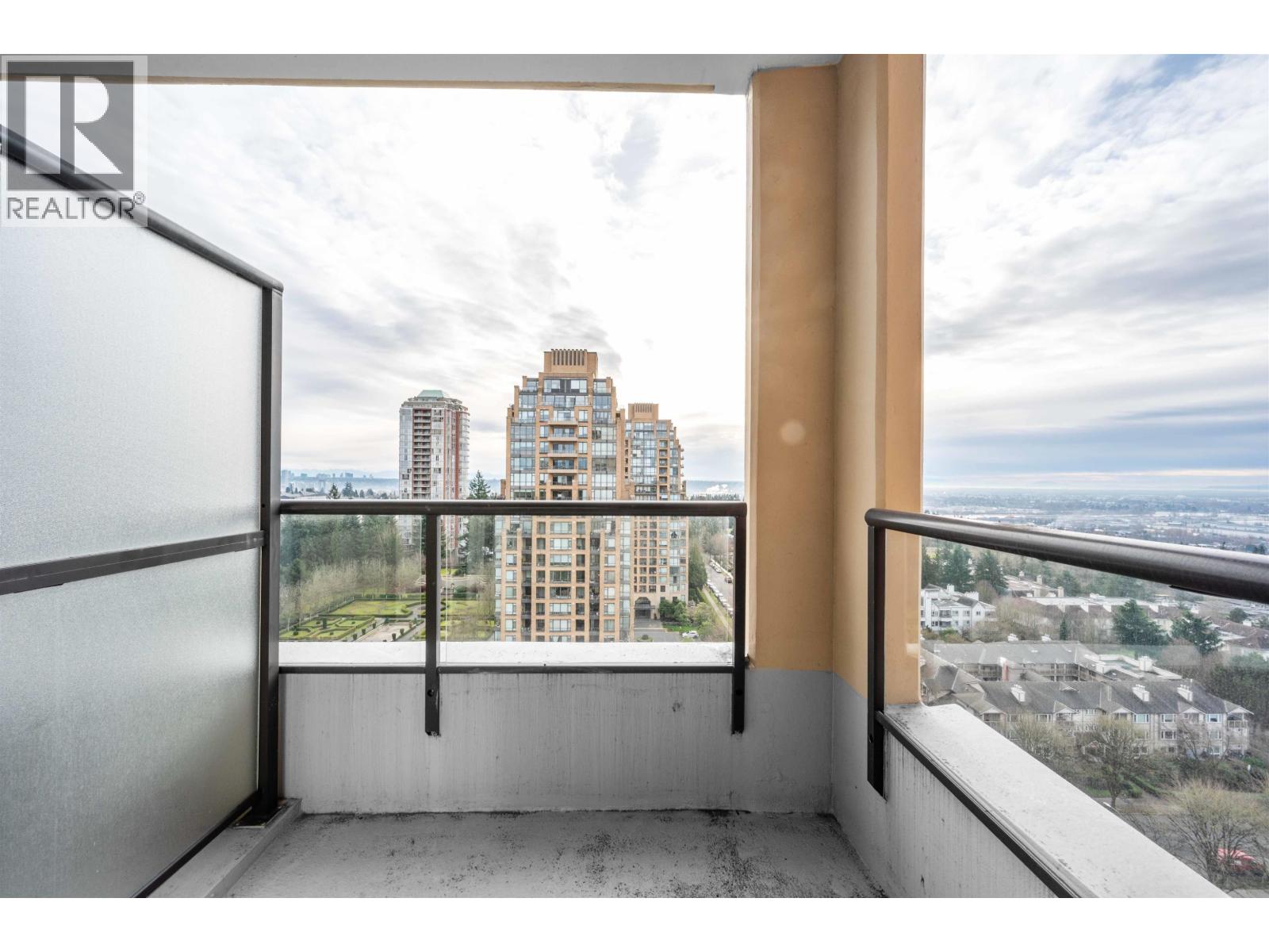 1701 6823 Station Hill Drive, Burnaby, British Columbia  V3N 0A9 - Photo 18 - R3084887