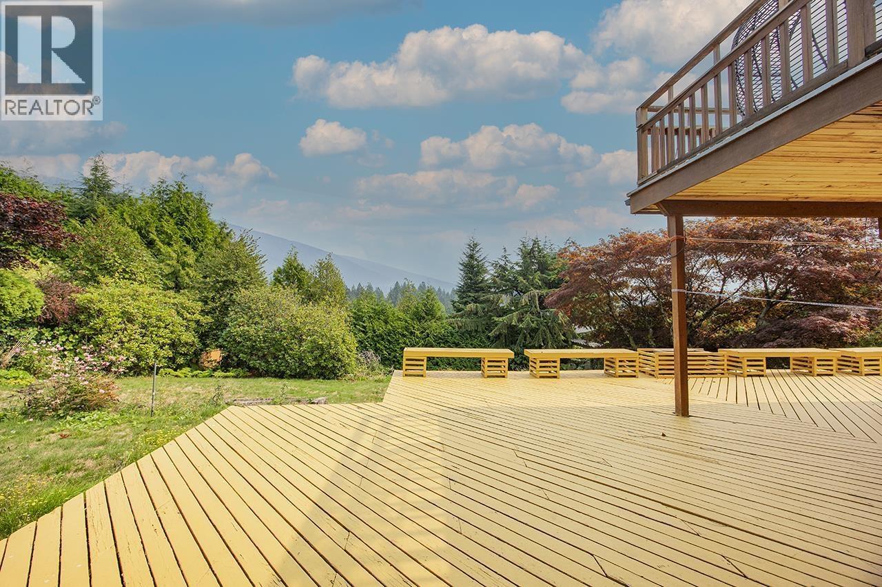 96 Bonnymuir Drive, West Vancouver, British Columbia  V7S 1L2 - Photo 11 - R3081945