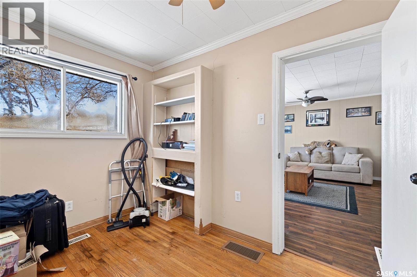 618 Mctavish Street, Regina, Saskatchewan S4T 3T5 - Photo 9 - SK027722