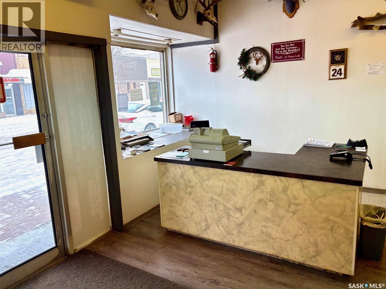 127 3rd Avenue W, Melville, Saskatchewan  S0A 2P0 - Photo 2 - SK027656