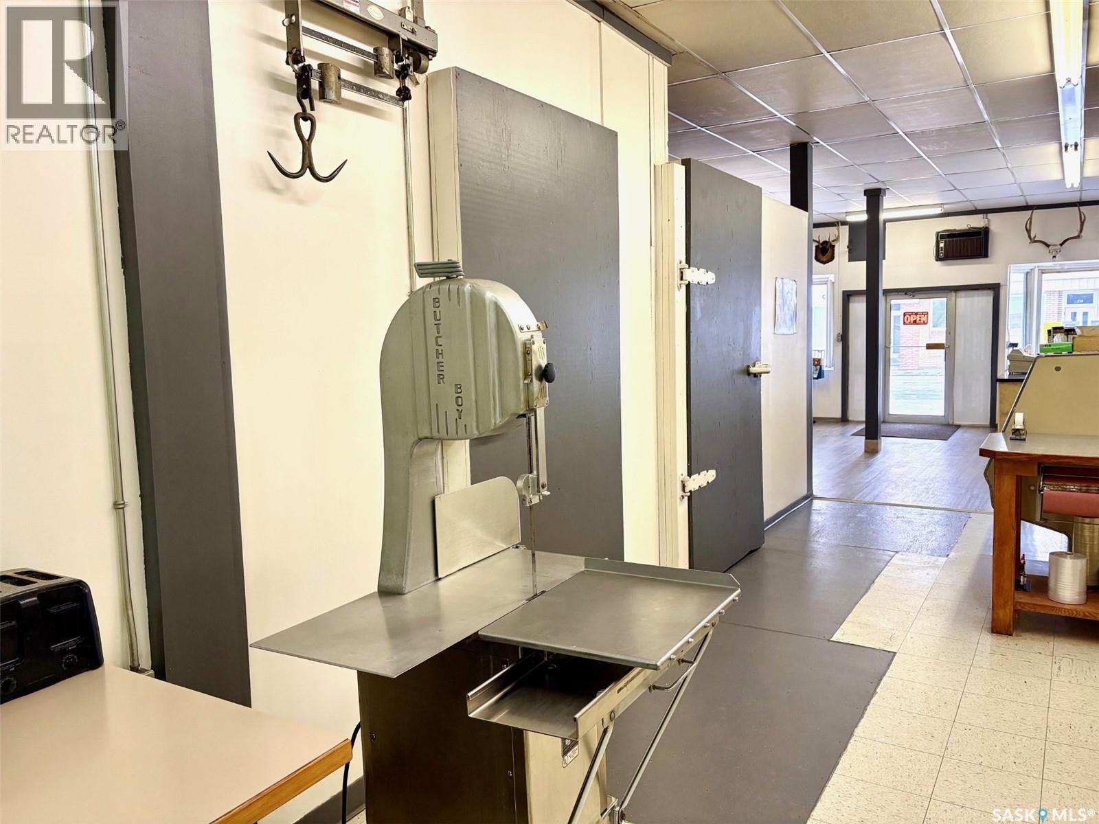 127 3rd Avenue W, Melville, Saskatchewan  S0A 2P0 - Photo 4 - SK027656