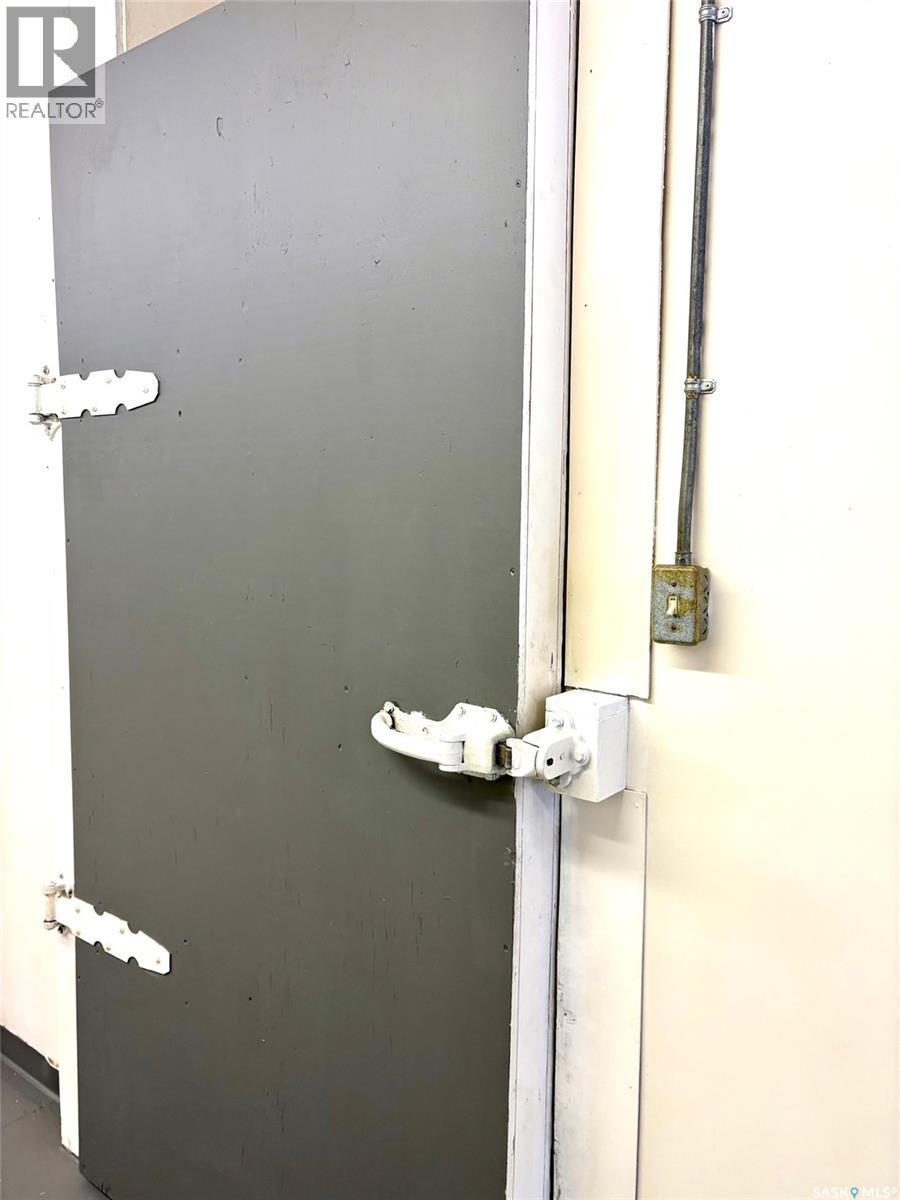 127 3rd Avenue W, Melville, Saskatchewan  S0A 2P0 - Photo 9 - SK027656