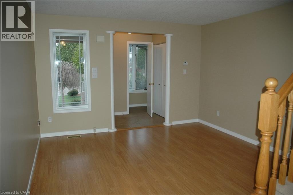 157 Shadow Wood Court, Waterloo, Ontario  N2K 3W4 - Photo 2 - 40802038