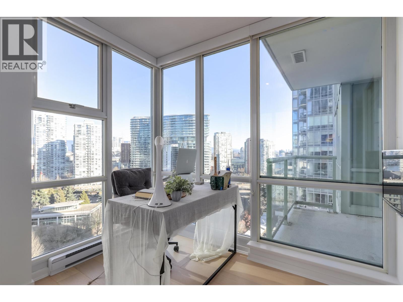 1807 1077 Marinaside Crescent, Vancouver, British Columbia  V6Z 2Z5 - Photo 16 - R3084742