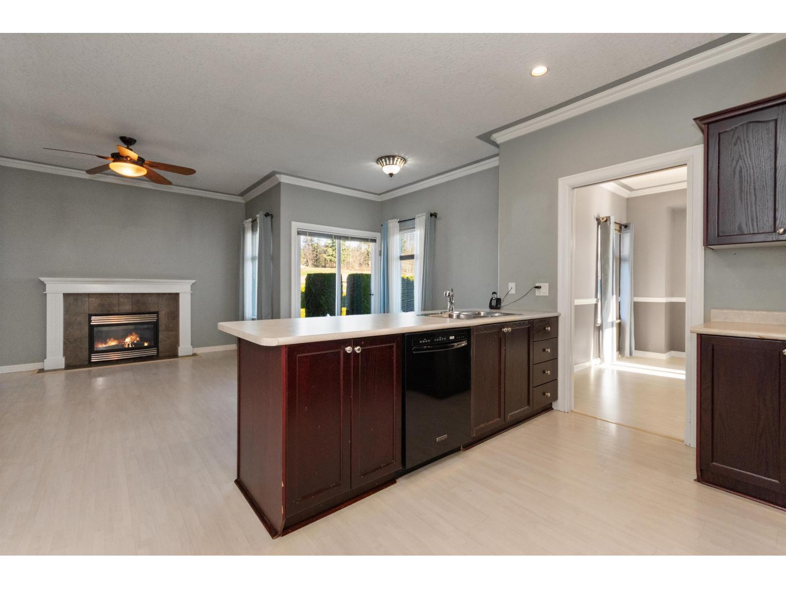 129 33751 7th Avenue, Mission, British Columbia  V2V 7C2 - Photo 10 - R3083913