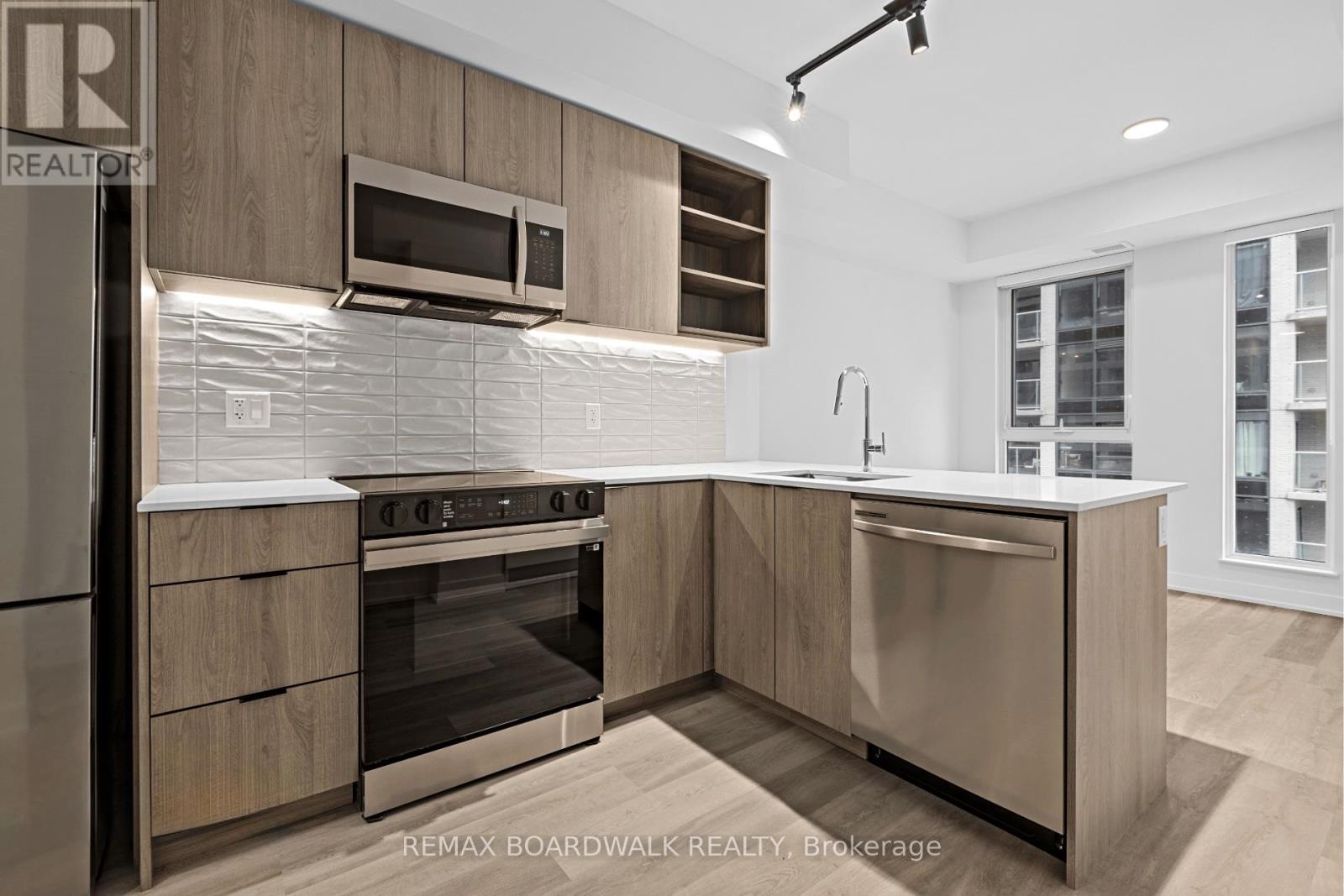 1407 - 400 Alber Street, Ottawa, Ontario  K1N 0G6 - Photo 18 - X12744200