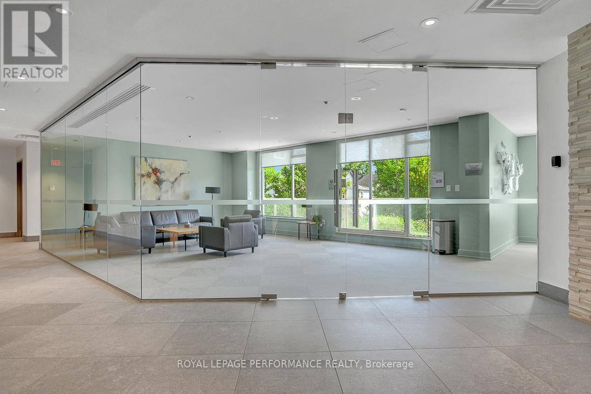 413 - 7 Marquette Avenue, Ottawa, Ontario K1L 8A7 - Photo 20 - X12744234