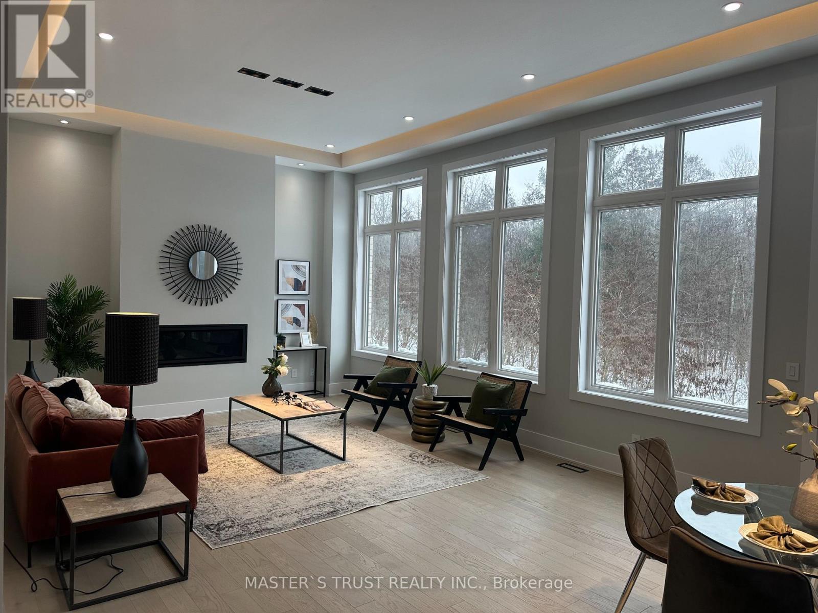 35 Meizhou Avenue, Markham (Angus Glen), Ontario  L6C 3M8 - Photo 2 - N12705258